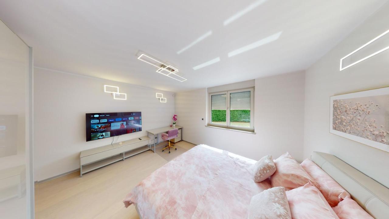 Design Apartment Emerald Viskovo ภายนอก รูปภาพ